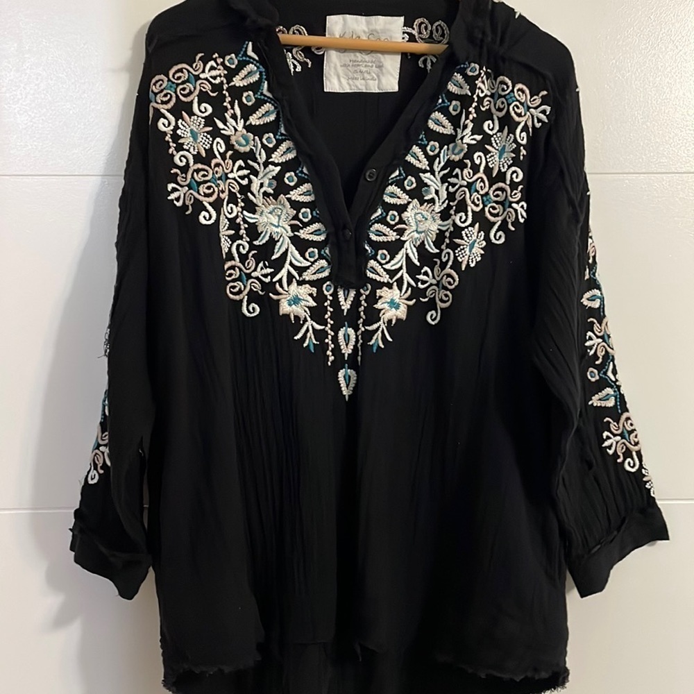 JohnnyWas Style Embroidered Gauzy Oversized Long Sleeves Black Boho Beachy tunic
